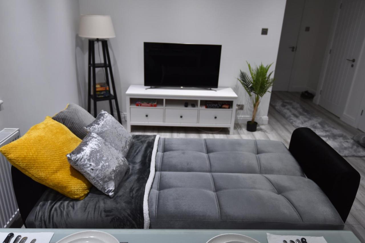 Cozy! 2-Bedroom Exclusive Apartment Near Bristol City Centre Easton Speedwell Sleeps Upto 6 Bagian luar foto