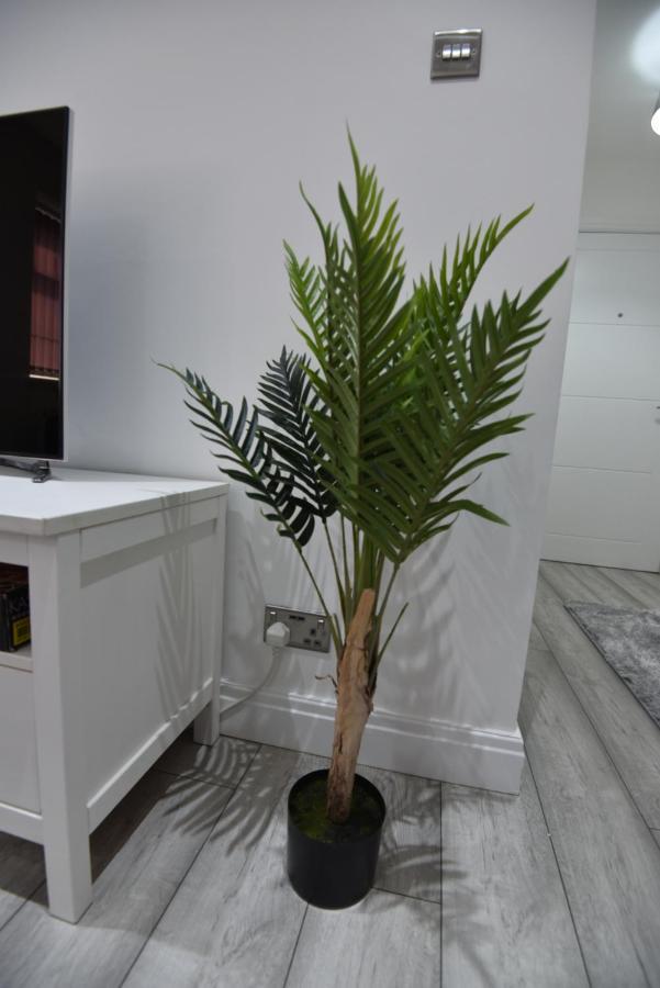 Cozy! 2-Bedroom Exclusive Apartment Near Bristol City Centre Easton Speedwell Sleeps Upto 6 Bagian luar foto