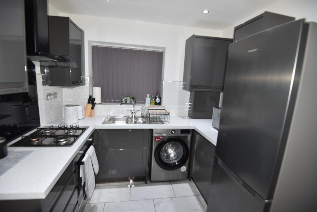 Cozy! 2-Bedroom Exclusive Apartment Near Bristol City Centre Easton Speedwell Sleeps Upto 6 Bagian luar foto